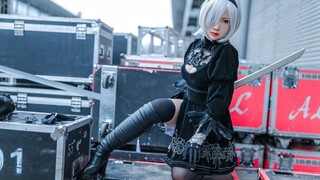 "Nier Mechanical Era" Miss COSplay is very reductive and domineering!