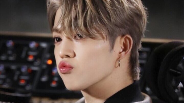 When the captain of SEVENTEEN, who can’t handle spicy food, ate spicy crab (he’s really so delicate!