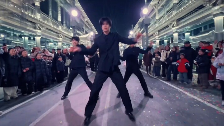 มองครั้งเดียวภูเขาว่านซุ่ย