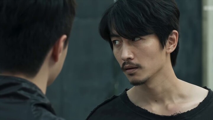 Wu Zhenfeng ✘ Chen Yu ‖ Detik terakhir, ia tersentuh, dan detik berikutnya, ia ditanya apakah ia ing