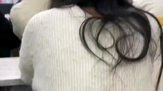 مدى ضغط العمل كمعلم يُعرف من طول القامة. مستخدمو الإنترنت: المعلم والطالب لا يمكن التمييز بينهما بسه