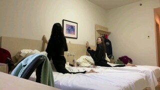 舞蹈生就是任何时间，任何地点都能操练起来！