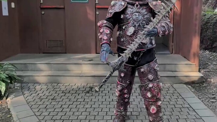 My greatsword is covered with **!!!