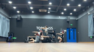 Don't cross it out, this is the singing practice room!!