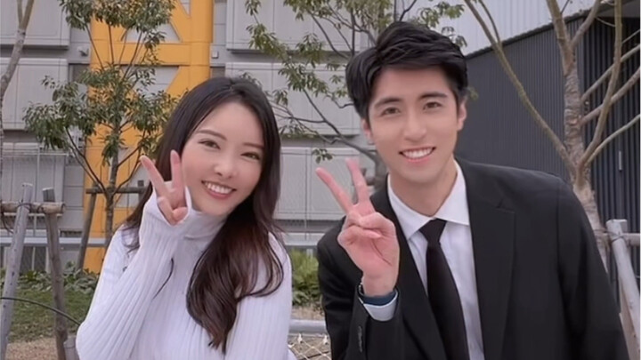 Today I’m stepping into the shoes of a fashion blogger!