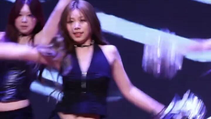 【Đại học Nottingham Ninh Ba】: Toàn đội đều là Mileydi, chân dài 1m7.