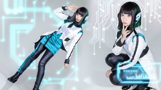 【二爷】飞电集团小秘书来喊你看她跳舞了~