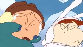 [Koleksi Musim Dingin Crayon Shin-chan] Shin-chan menggunakan talenan dapur untuk bermain ski dan ko