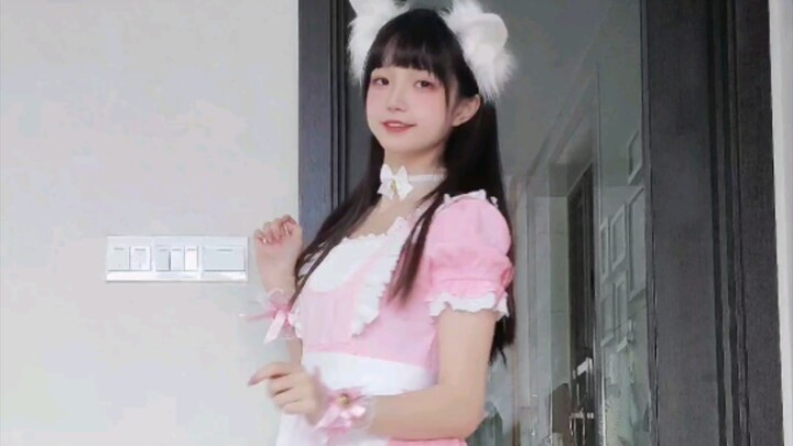 快！进来帮我选一件小女仆装嘛💕是穿搭视频耶~≧∇≦