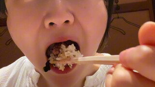 Người Nhật phải mất bao nhiêu công sức để đảm bảo bạn có một bát yakitori đầy màu sắc?