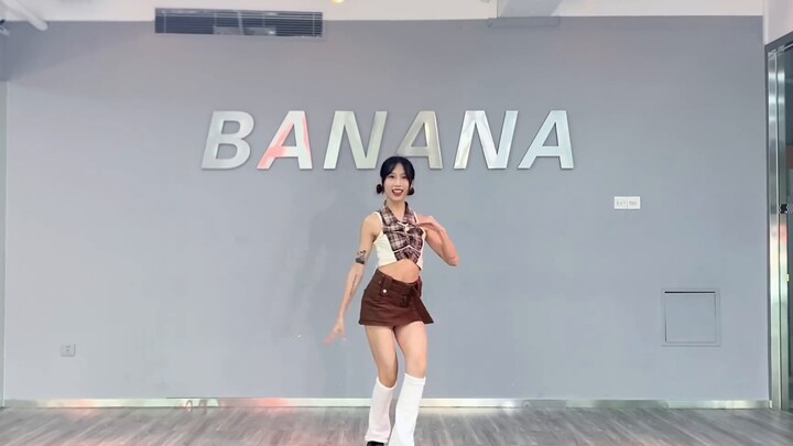 Lagu comeback Twice, Talk That Talk: Apakah ada member yang sedang melarikan diri? Sebuah cover one-