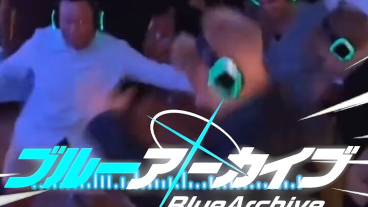 RABBIT Dance!! But it's a silent disco.