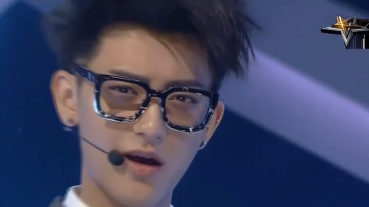 หวงจื่อเทาในยุคที่ดุดันนั้นหล่อระดับพรีเมียมจริงๆ
