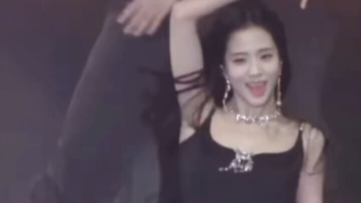 【จินจีซู】เพลง Typa Girl รอบนี้ถือว่าขึ้นสวรรค์ไปแล้วสำหรับฉัน!!!