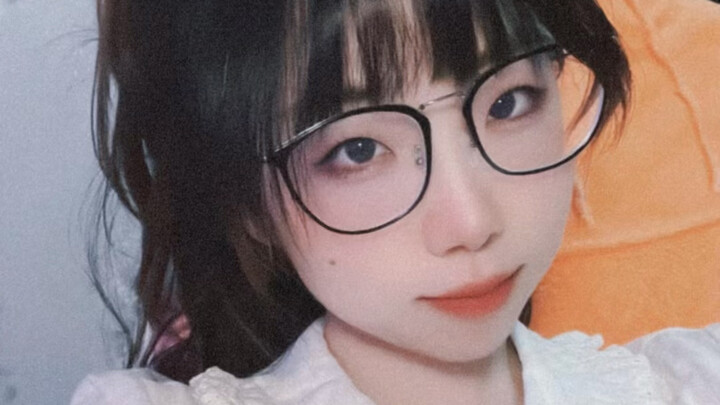 [Thar Fox][Thar Fox] This is seriously ridiculous—why does it keep blushing? Ugh, so annoying!