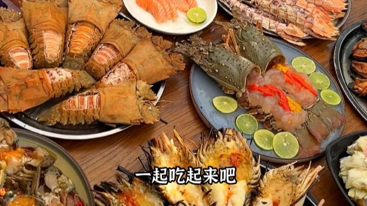 อาหารไทย: รับคำท้าจากแฟนคลับกินบุฟเฟต์ซีฟู้ดสุดฮิตของคนท้องถิ่น