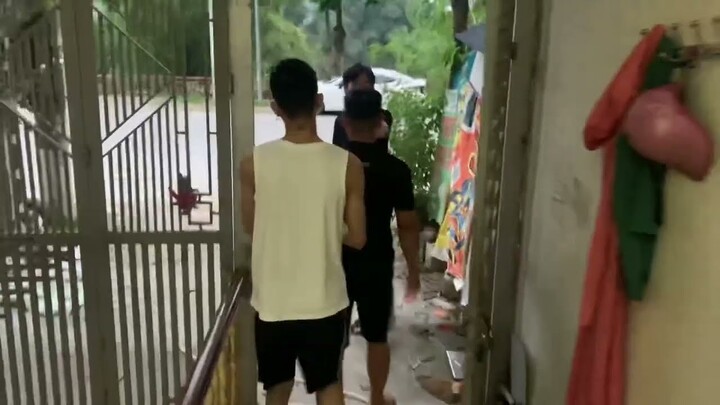 Dương Phúc Chiến Nhờ thọ cùng lợi không cho người lạ vào nhà