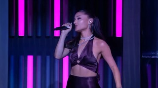 The Weeknd & Ariana Grande – Save Your Tears (Live on The 2021 iHeart Radio Musi