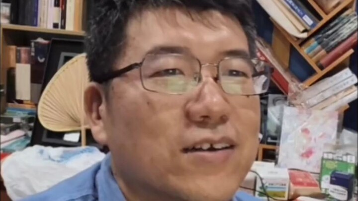 “Thiên hạ hãy ghi nhớ, ta Cổ Nguyệt Phương Nguyên chính là Đại Ái Tiên Tôn! Kể từ hôm nay, ta sẽ thà
