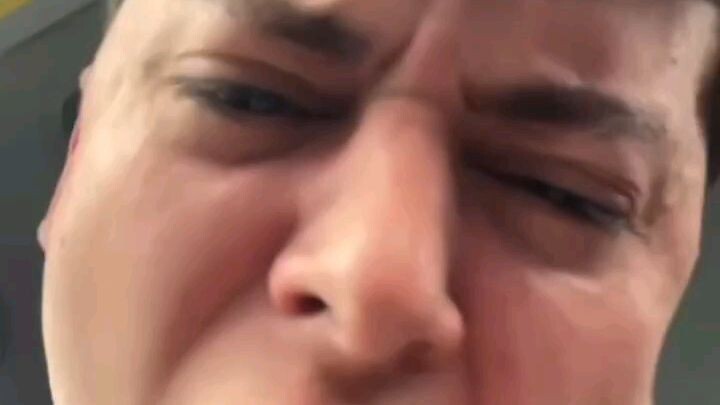 ketika lo sedang tidur lalu alarm yang lo setel be like