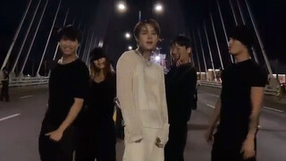 تم حظر منفرد كورال التحقق من الحقائق لـ Jungwoo