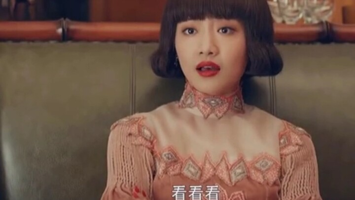 This is what you call a "drama face"—I almost didn't recognize her! #WuJiaYi