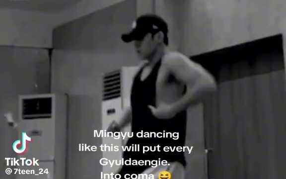 【Waidou Xiao Ci Series】A super-Minkyu-like guy from overseas doing some spicy dance moves; the part 