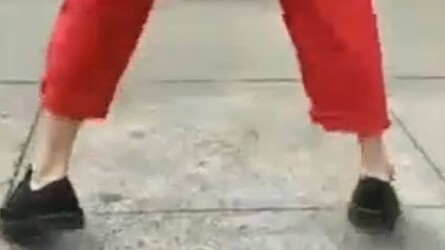 Yang Zi hahaha, tarian ini pasti tidak bisa dia ulangi untuk kedua kalinya