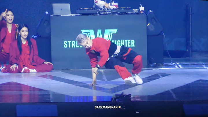 STREET WOMAN FIGHTER B-GIRL YELL