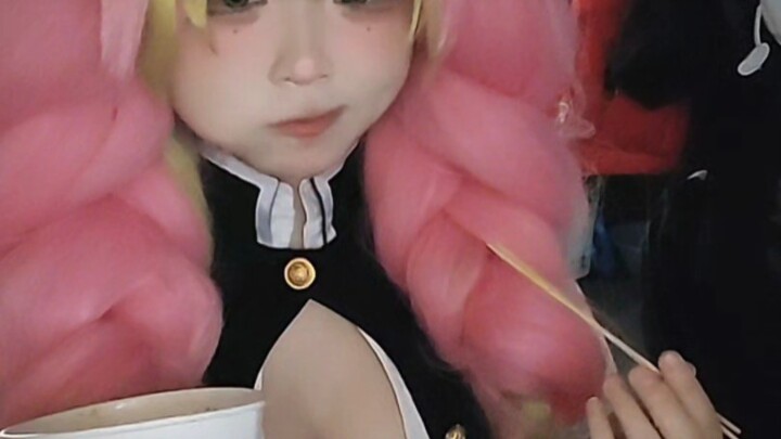 Kanroji Mitsuri Mukbang (๑ᵔ⤙ᵔ๑)