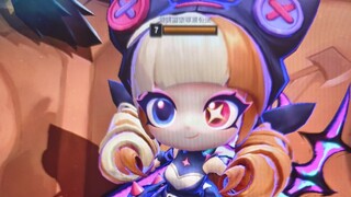 Little Gwen? Big Gwen!