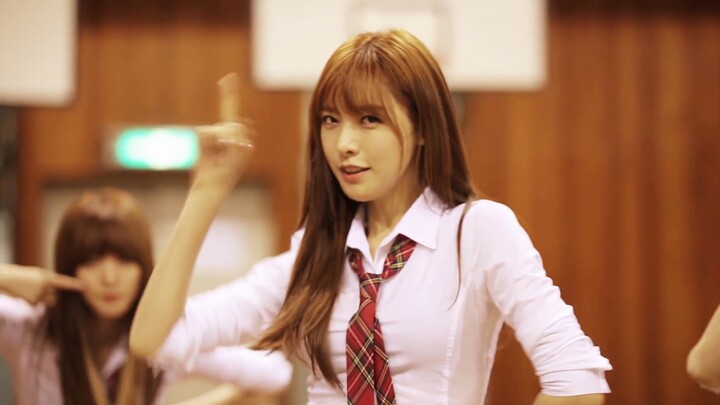 Hello Venus - Sticky Sticky