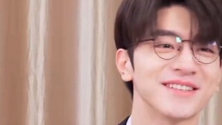 Boom boom boom my heart is beating just right