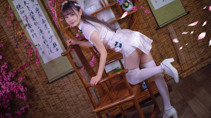 The "Peach Blossom Love Song" of the white-silk fairy is finally impossible to hide [Mushroom]