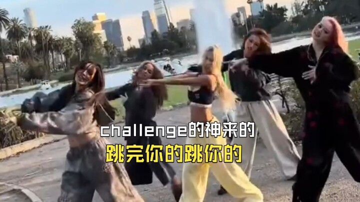 Cô gái này đúng là thần thánh của thử thách!