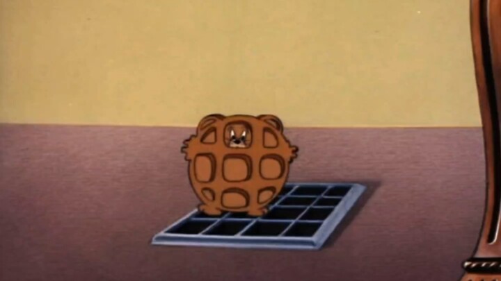 รูปร่างแปลกๆ ของเจอร์รี่ใน Tom and Jerry~