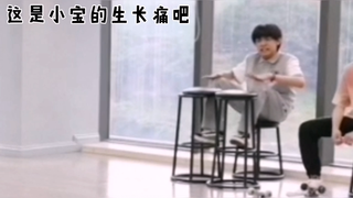 Zhang Zeyu: I haven't been home for the National Day holiday for two years.