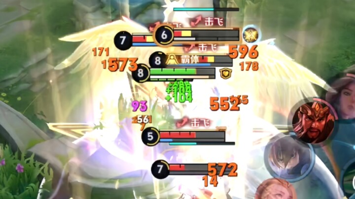 Đạt 100k lượt xem là cosplay Ma Mỵ ngay!