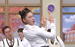 【Lee Jung】Dancing with Itzy's "In the Morning" on Ren Ge! Straight Cut Version/Street Warrior