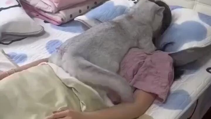 Sayang, aku hampir tidak bisa bernapas