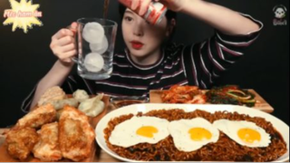 Há cảo với mì Chapapuri cay phần 1 #mukbang