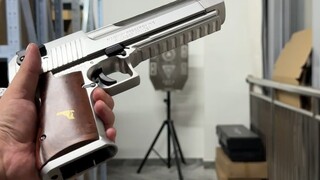 Phiên bản màu bạc mạ điện của Desert Eagle hoàn toàn lạnh lẽo đã có sẵn để thử nghiệm!