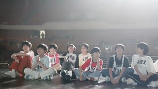 (Vietsub F4) Hậu trường TF thiếu niên mộng công xưởng - dopamine sách tranh vui vẻ (p2)