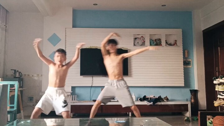 Tại sao anh trai tôi và tôi không muốn trở thành một vũ công? Tài liệu tham khảo: [1] Xinbaodao BV1j