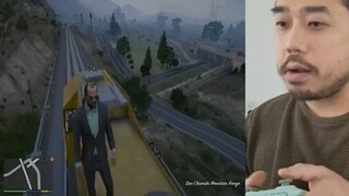 ASMR EATING Hard Candy + GRAND THEFT AUTO 5 GAMEPLAY DANGEROUS STUNTS & FIGHTING POLICE 🎮👮