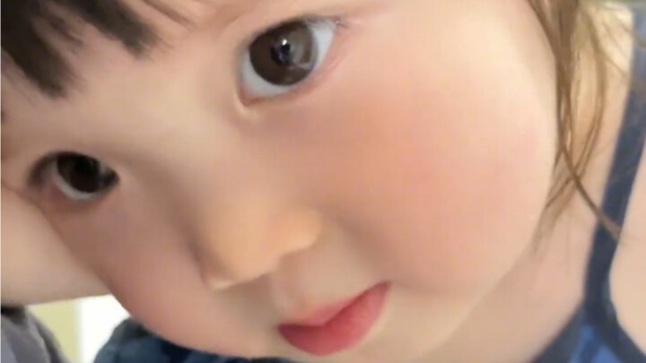 Bocah yang Suka Makan Yángméi