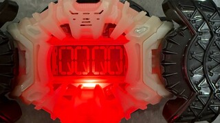 The Chinese version of Oma Zi-O is here, completely recreating Dai Ge's, with detachable accessories