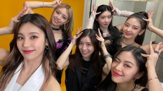 ITZY日文新曲《Blah Blah Blah》221001 高清舞台