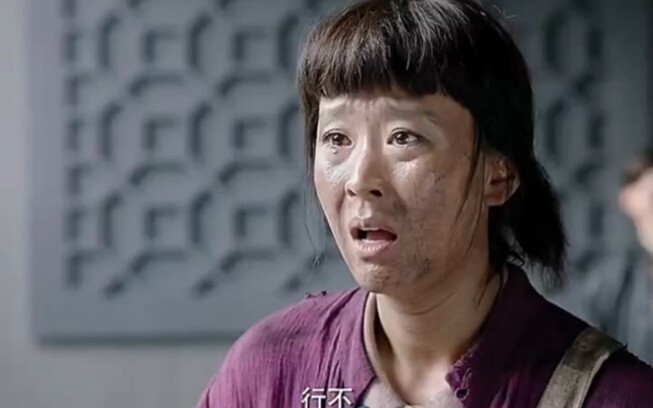 A penniless beggar grabs a free meal—but her true identity shocks everyone: she’s the daughter of a 