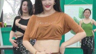 只要我笑起来，困难就拿我没有办法